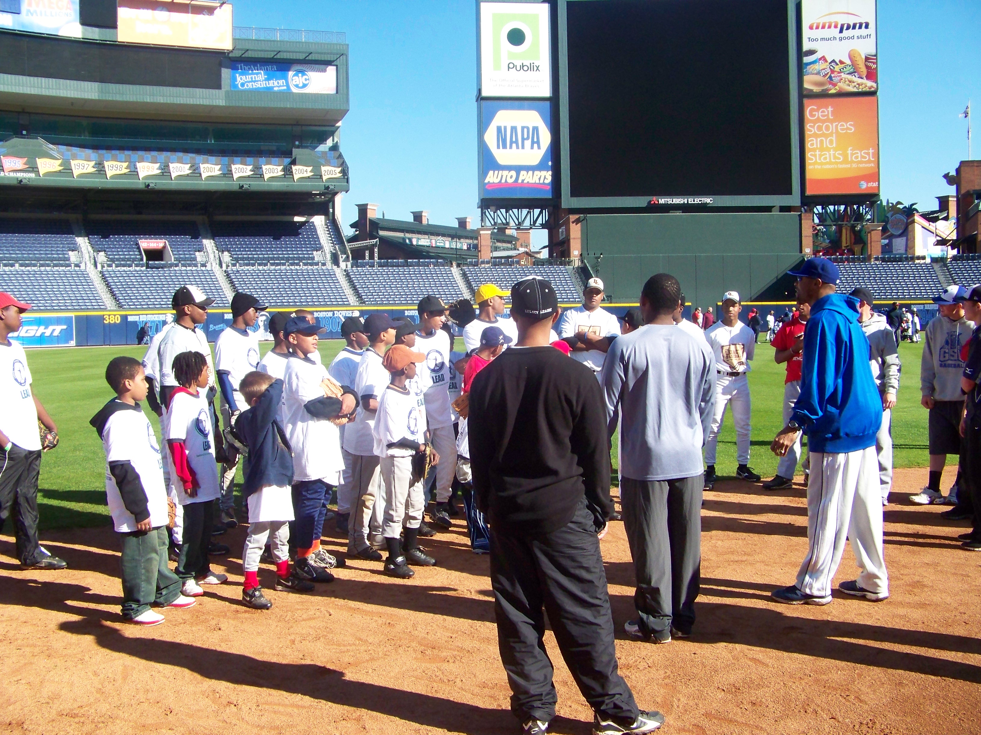2009 Celebrity Clinic at Turner Field