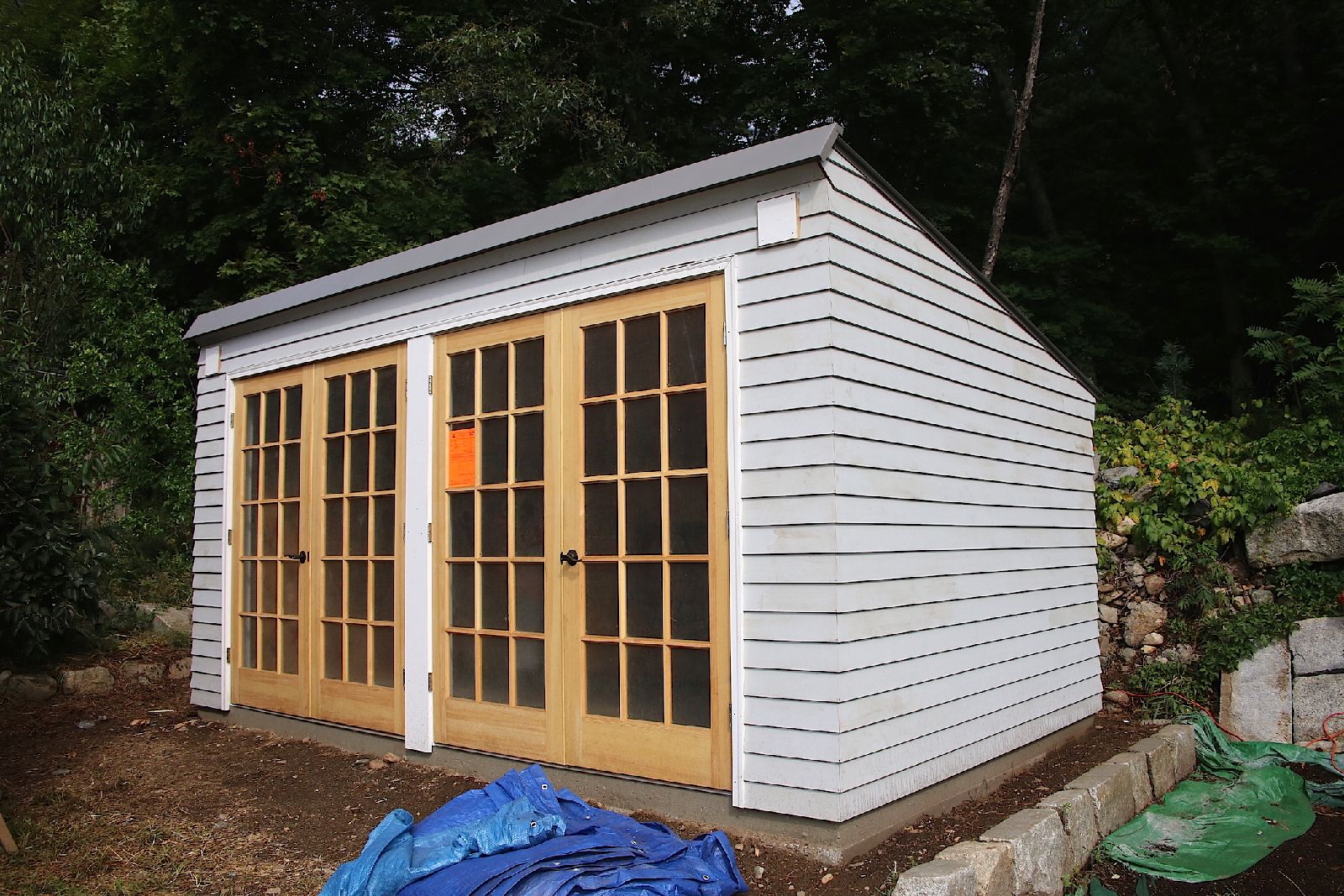Finished_shed_10_15.JPG